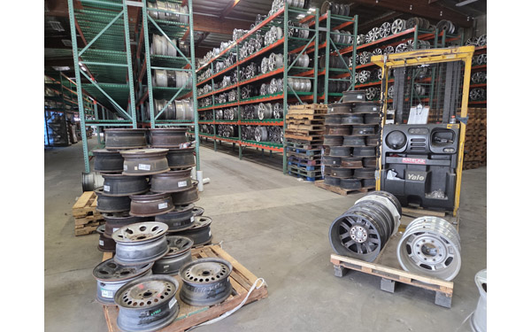 1_800EveryRim OEM Wheels_Clark St_2nd Warehouse___8_25