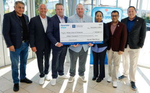 Large-68853-HyundaiHyundaiHopeonWheelsandTemeculaHyundaiSupportCommunityHealthInitiativesatGrandRe-Opening