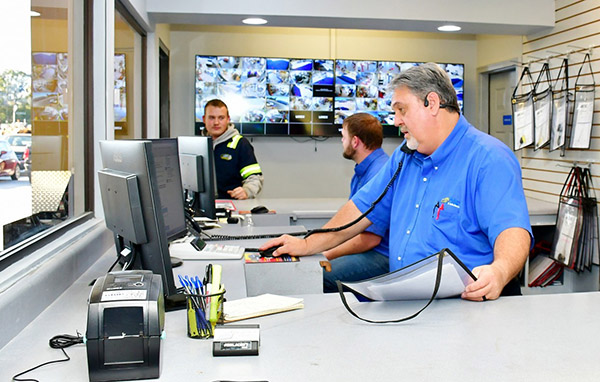 Black's Tire & Auto Save